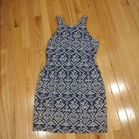 Dolce Vita Dress - Picture 2 of 14